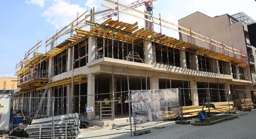 Kitavaszodott a Jászkunság ingatlanpiacán is, negyedével több lakást és házat hirdettek meg