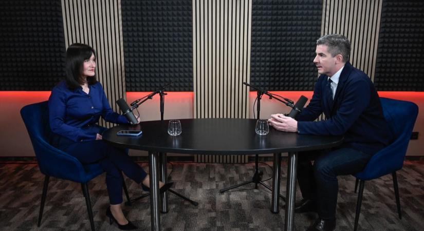 Kocsis Máté: a miniszterelnök tud különbséget tenni, mi a telefontéma és mi nem az