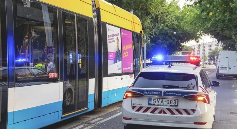 Brutális baleset Debrecenben: darut hívtak a villamos alá szorult kerékpáros holttest kiszabadításához