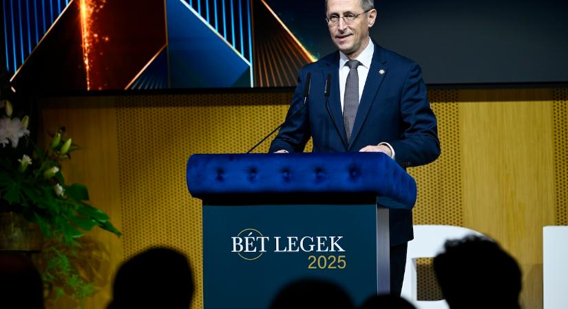 Varga Mihály: A pénzügyi tudatosság növelése hozzájárul az ország stabilitásához