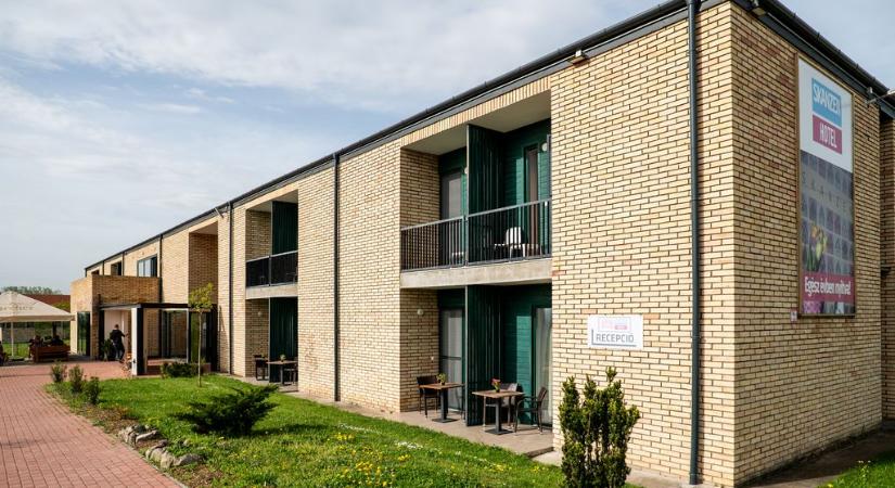 Természetközeli kultúra és pihenés Szentendre kapujában – Skanzen Hotel