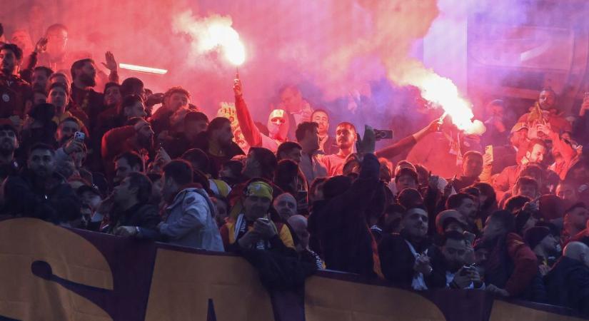 Nem utazhatnak Sallai Rolandék szurkolói Liverpoolba