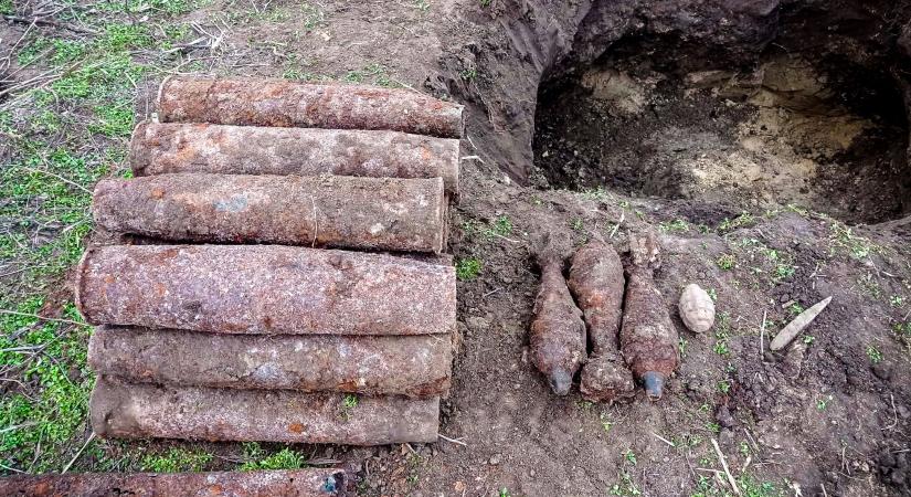 Nem így képzelte a veteményezést, a Magyar Honvédség ásta fel a kertet