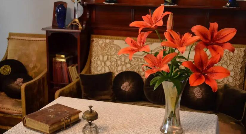 Mindenki kiállította az előszobában az első köztársaság idején. Ma közel 4 millió forintot is érhet