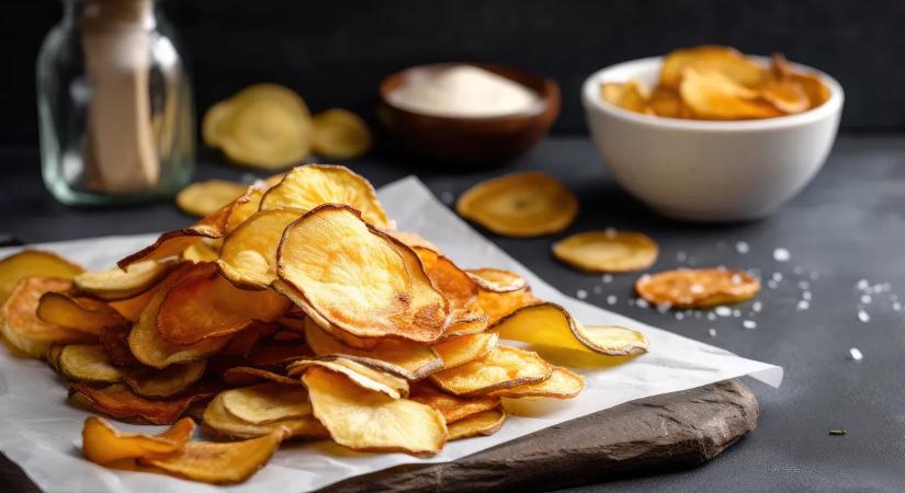 Többé nem költesz a boltira, ha ezt megkóstolod: ízletes, ropogós házi chips, amivel nem tudsz majd betelni