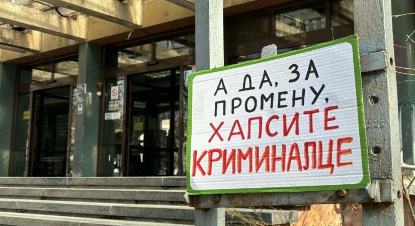Ismét elhalasztották az egyetemistákat fuvarozó Jaćimović kiskorú fiának a tárgyalását