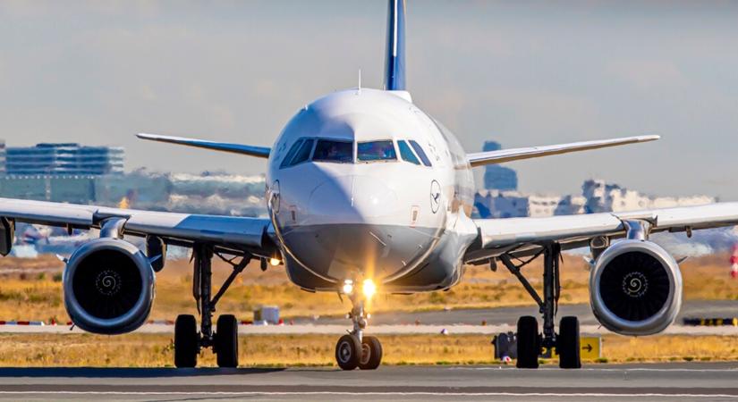 Ománon át menekítették volna az előadókat, de lezárták a határt: drámai fordulat a budapesti nőnapi rendezvényen