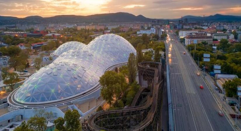 Közel félmilliárd forintért újítják fel a Biodómot a nyitásra