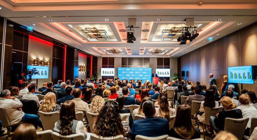 A nyomtatott szórólapoktól a milliárdos retail médiáig – így profitálhatnak a kereskedők a digitális átállásból