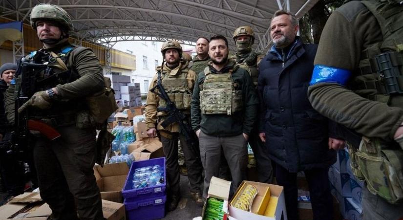 Drámai jelenet Ukrajnában: kényszersorozás a parkolóban