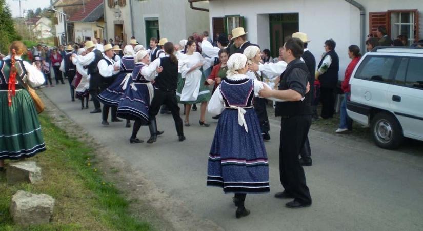 Emmausz Húsvéthétfői Vigasság 2026 Bóly