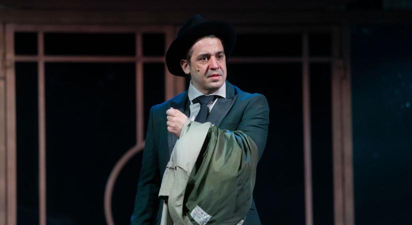 Kovács Lehel új pozíciójában egyre izgalmasabb utat jár be a kecskeméti színházban