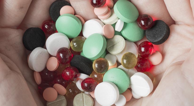 5000 gyógyszer támogatását szüntették meg egy tollvonással