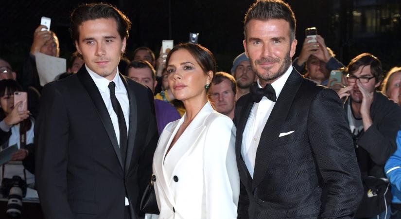 David és Victoria Beckham a család viszály közepette is nyilvános posztban köszöntötték fel a fiukat, Brooklynt