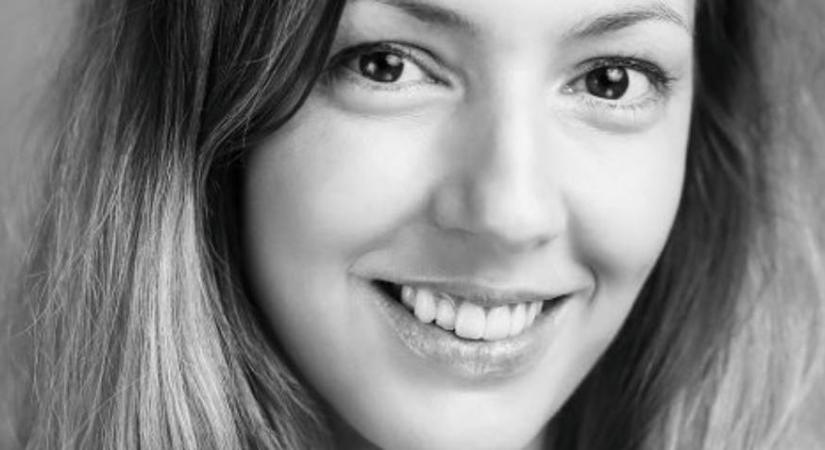 Megjelent Porogi Dorka rendező „Második tekintet” című tanulmánykötete