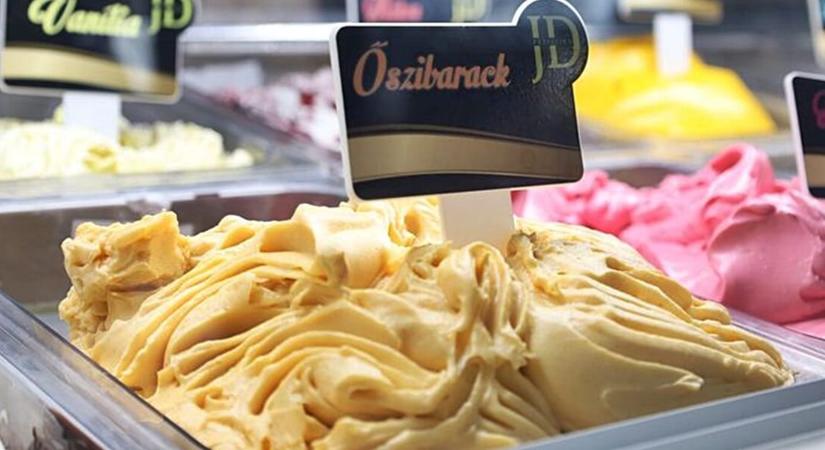 Megválasztották az év cukrászát: Michelin-csillagos konyhákat tanít a magyar mester, akinek a desszertjeitől eláll a lélegzet