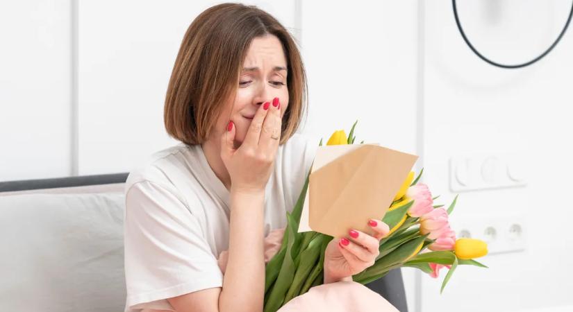 Idén ne csak egy szál virágot adj – Erre a nőnapi ajándékra örökké emlékezni fog a kedvesed