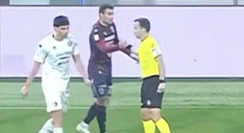 Ebből Fair Play-díj lesz: Olyan pillanatban mondott le a gólszerzésről az olasz csatár, amikor szinte senki nem tette volna - videó