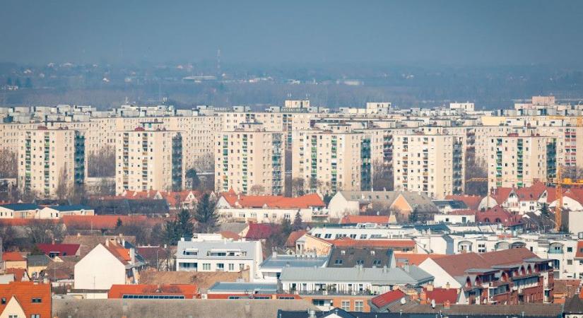 „Összefogás áll a debreceni panelprogram mögött”