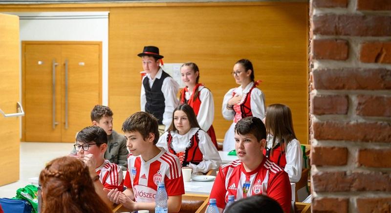 Értékeink nyomában: a hungarikumokról mérik össze tudásukat az erdélyi diákok