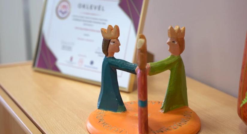 Közösségépítésből jeles