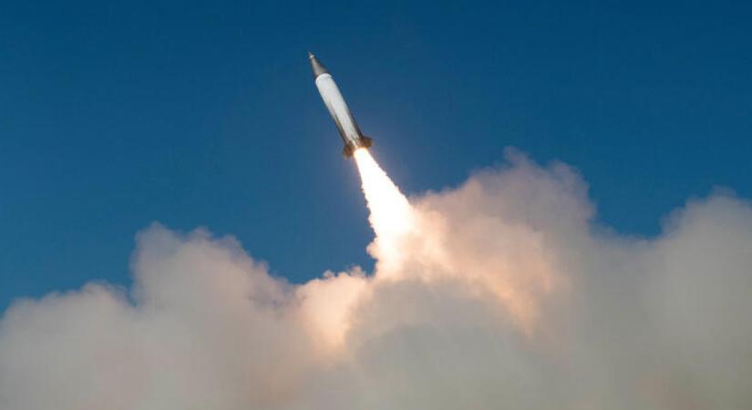 NATO-tagország felé lőtt rakétát semmisítettek meg