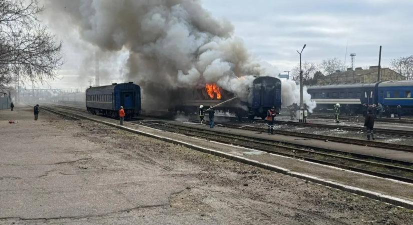 Drón talált el egy vasúti kocsit Mikolajivban