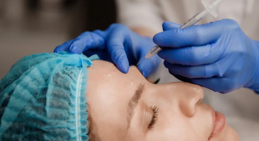 Ráncok és kellemetlen izzadás? A botox kettős megoldást kínál