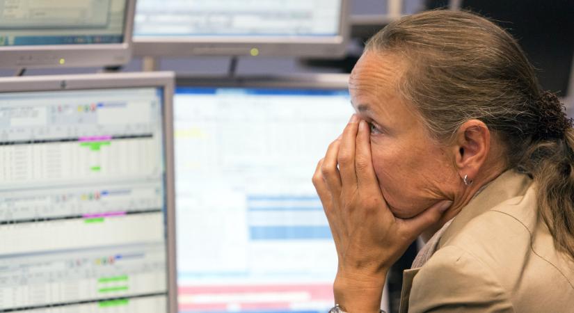 Akár napokra is leáll – az új ingatlan-nyilvántartás káoszában a bankok már kénytelenek voltak lépni