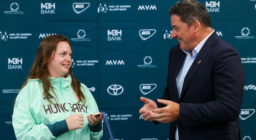 Ez igen! Öt aranyat szerzett egy EB-n a magyar sportlövő - Major Veronika a győrihez hasonlította a sikert