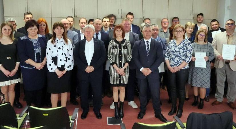 Ismét több millió forinttal gyarapodtak a kistelepülések a Versenyképes Járások Programban