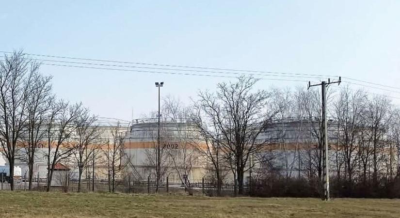 Katonai védelem alatt áll a celldömölki tartálypark – megérkezett a Honvédelmi Minisztérium válasza!