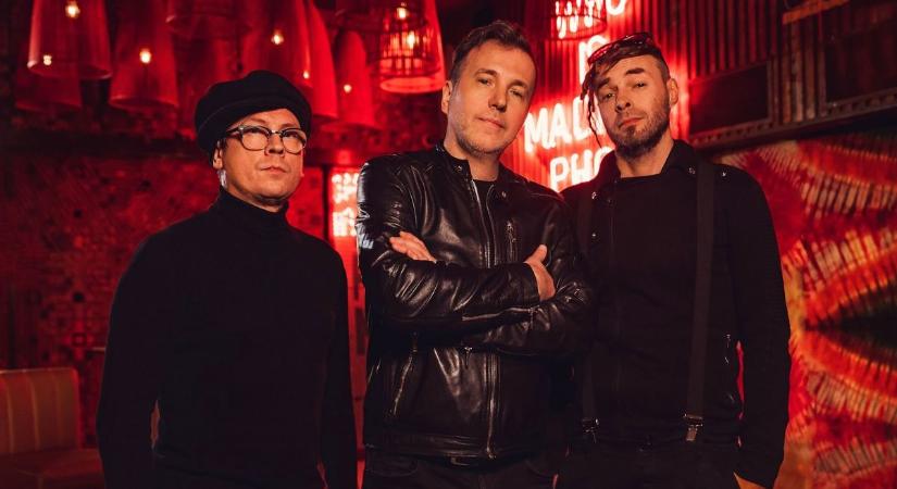 Rocklegendák robbantanak Bátaszéken – jön az ingyenes óriáskoncert