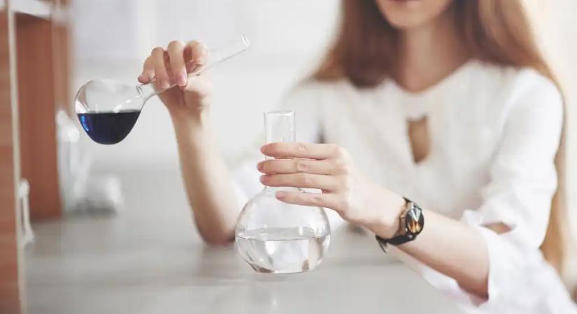 Kémiaórán sérült meg egy diák Nagykátán