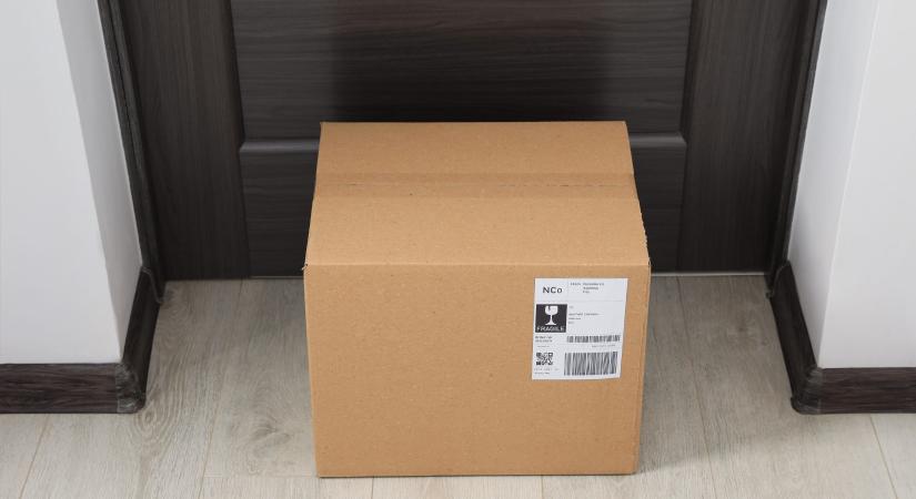 Váratlan csomagot kaptál? Lehet, hogy csalók szerezték meg az adataidat