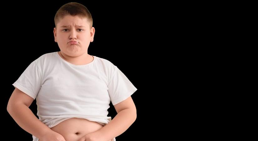 Figyelem, nagy veszélyeket rejt a képernyő előtti nassolás – erre mindenképpen ügyelnünk kell