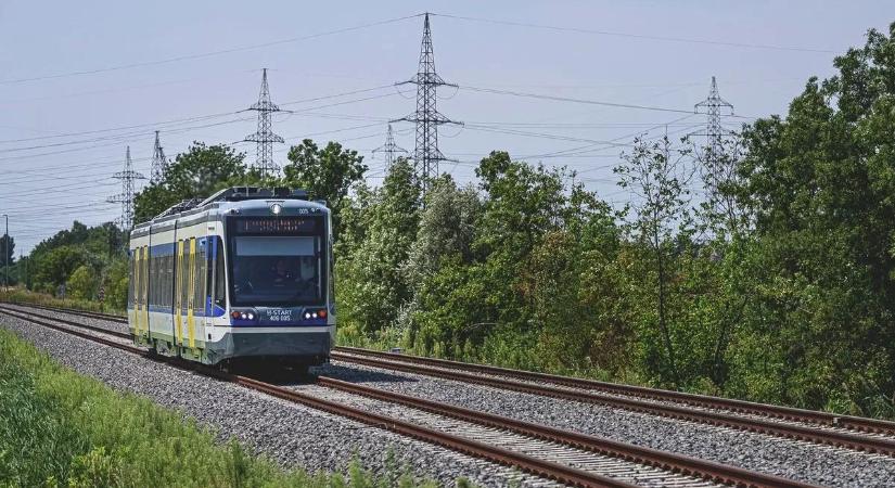 Halálos tram-train baleset: leállt a forgalom Szegednél