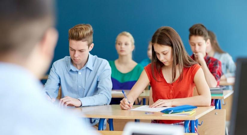 Így változik meg az oktatás Nyíregyházán – rendhagyó napot tartottak a technikumban