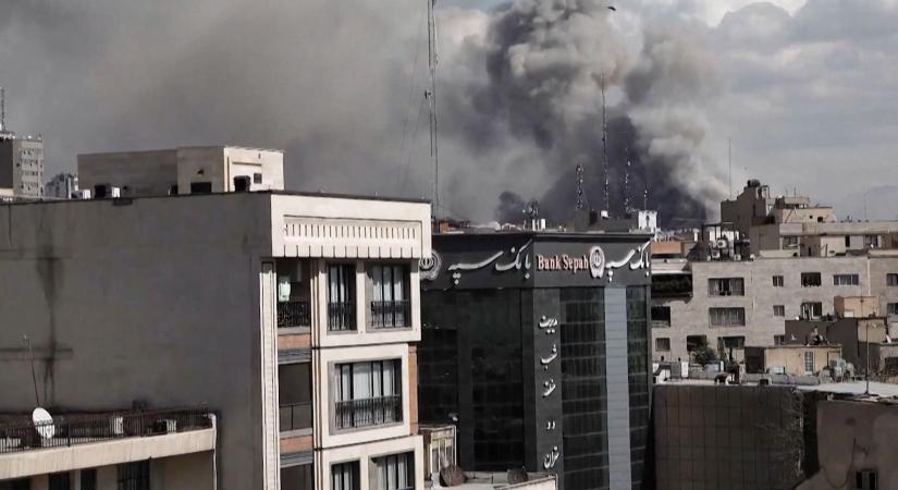 Az iráni diákok a háború és az infláció miatt nehezen tudják előteremteni a tandíjat Pécsen