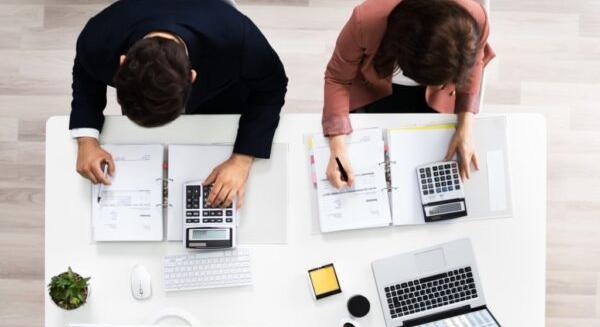 Algoritmusok vadásznak a nemlétező készpénzre