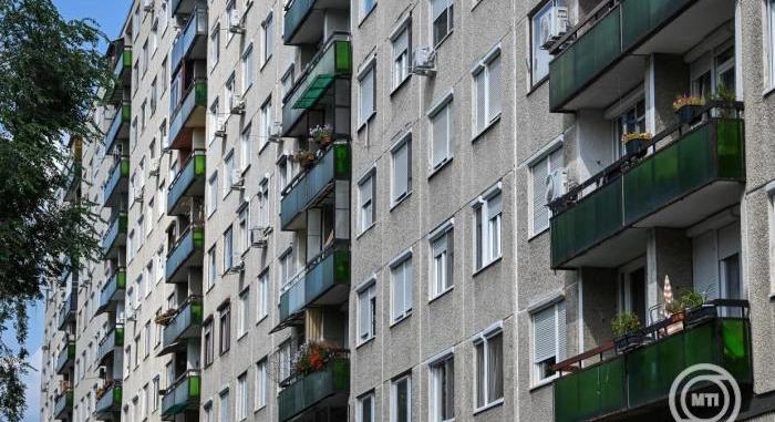 Csaknem 630 ezer négyzetméter ingatlan energetikai korszerűsítéséhez járul hozzá a Baross Gábor Tőkeprogram