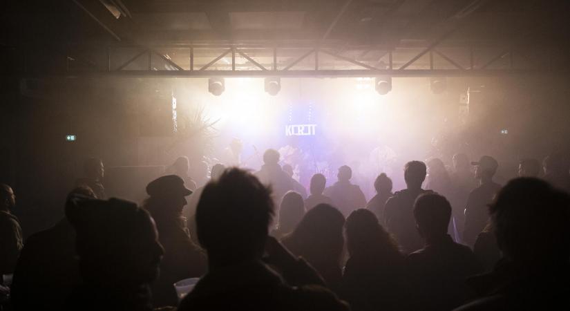 A BRFK szerint valótlanságokat állít a Turbina, Jámbor András és Vitézy Dávid is tiltakozik a szórakozóhely bezárása ellen