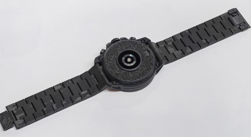 MWC 2026: Szénszálas és titán sportórák egy feltörekvő gyártótól