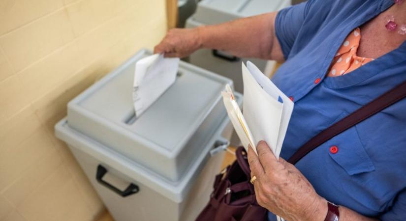 NVI: Eddig 471 ezer határon túli regisztrált levélszavazásra