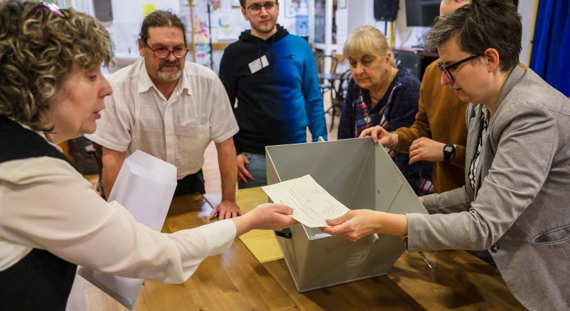 A Nemzeti Választási Iroda elnöke szerint jó és megbízható a levélszavazás intézménye