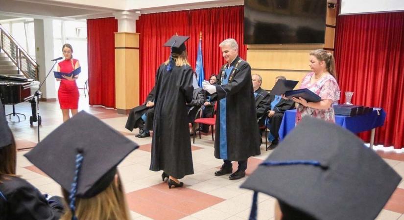 Nagy dobás a felsőoktatásban: új program segíti a diplomaszerzést