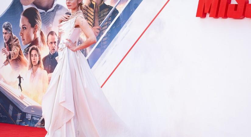 Rebecca Ferguson és Dwayne Johnson közös filmje nem is rossz