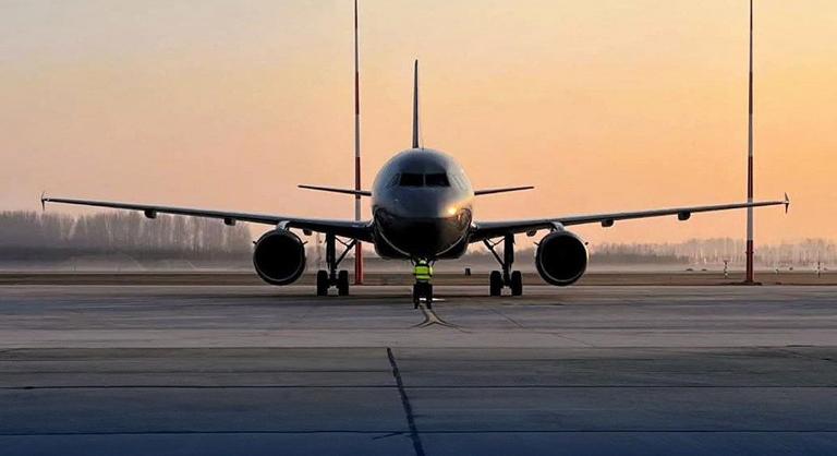 Megérkezett Budapestre az első járat, amely a Közel-Keletről menekítette ki a magyarokat