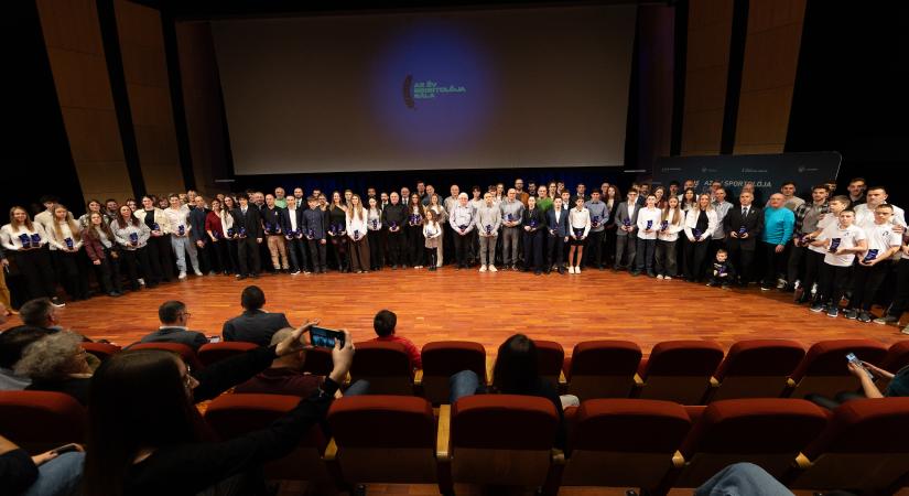 Az elmúlt év legjobb sportolóit díjazták Csíkszeredában