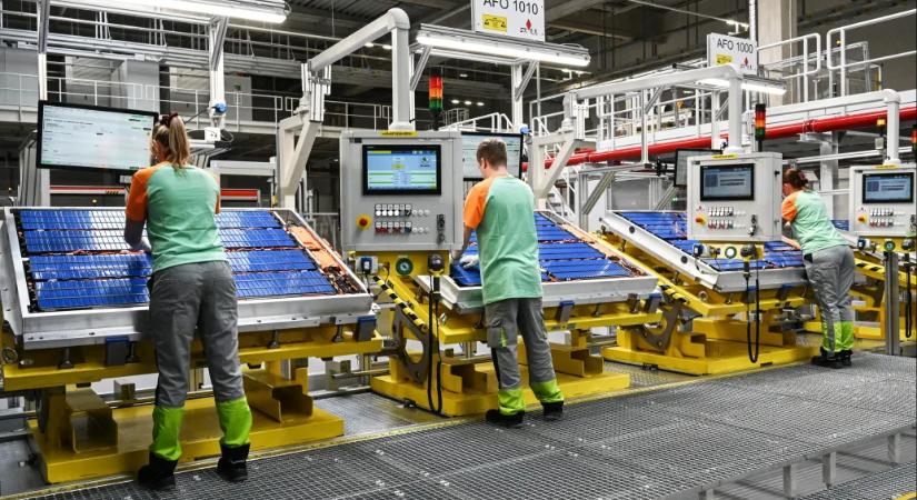 A dolgozók legalább fele legyen európai bizonyos nagyberuházásoknál egy EU-s javaslat szerint